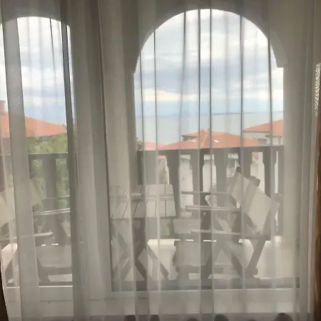 Breeze Nadezhda Sveti Vlas